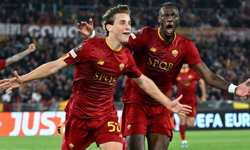 Kỹ năng thiết yếu để một tiền vệ tỏa sáng